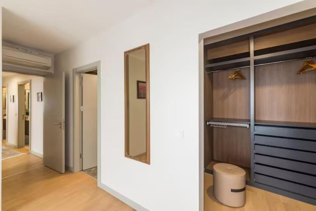 5 Etoiles 1+1 Avec Piscine * Istanbul