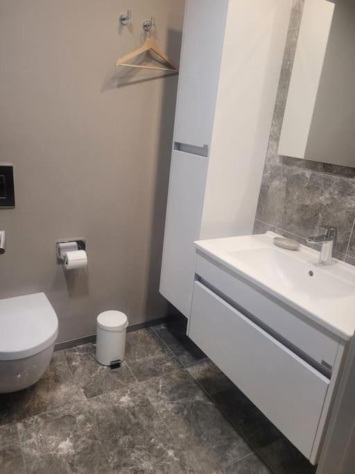 Apartament 5 Etoiles 1+1 Avec Piscine