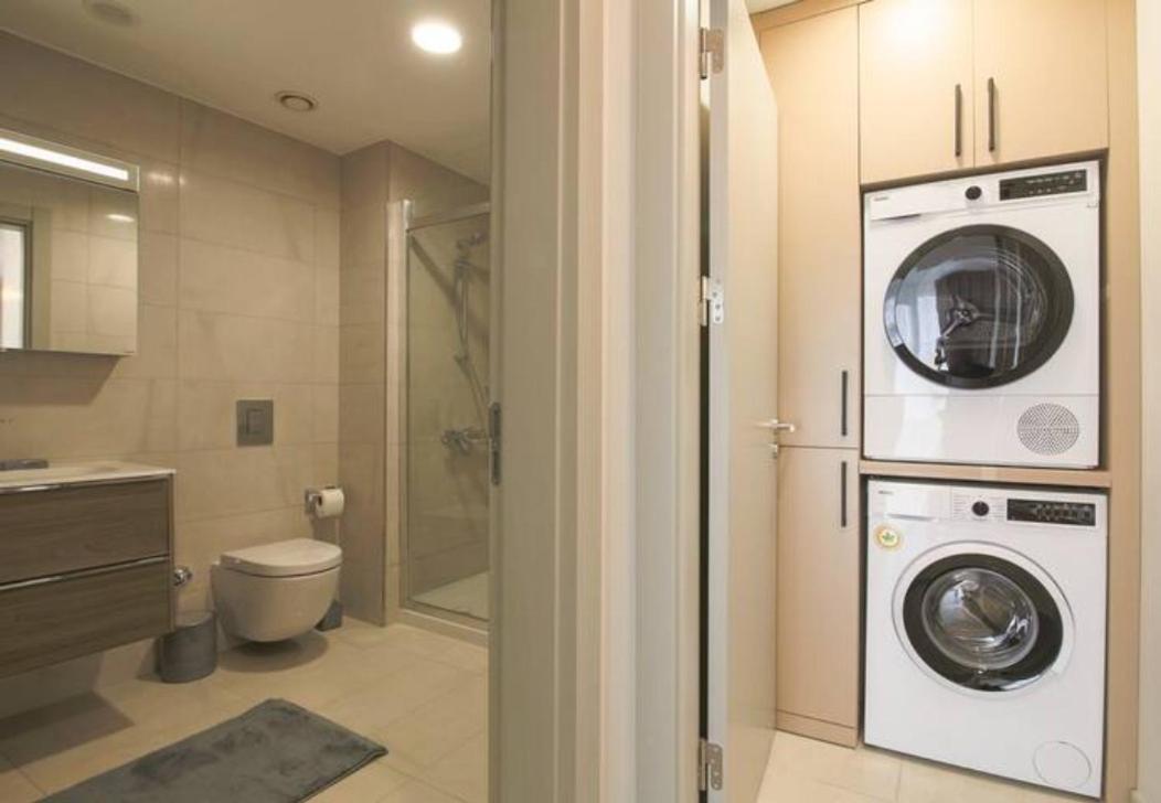 5 Etoiles 1+1 Avec Piscine *