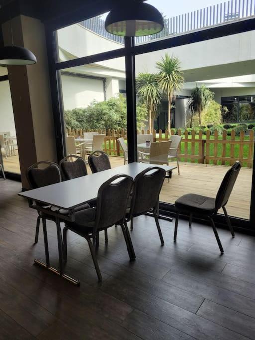 5 Etoiles 1+1 Avec Piscine Daire *